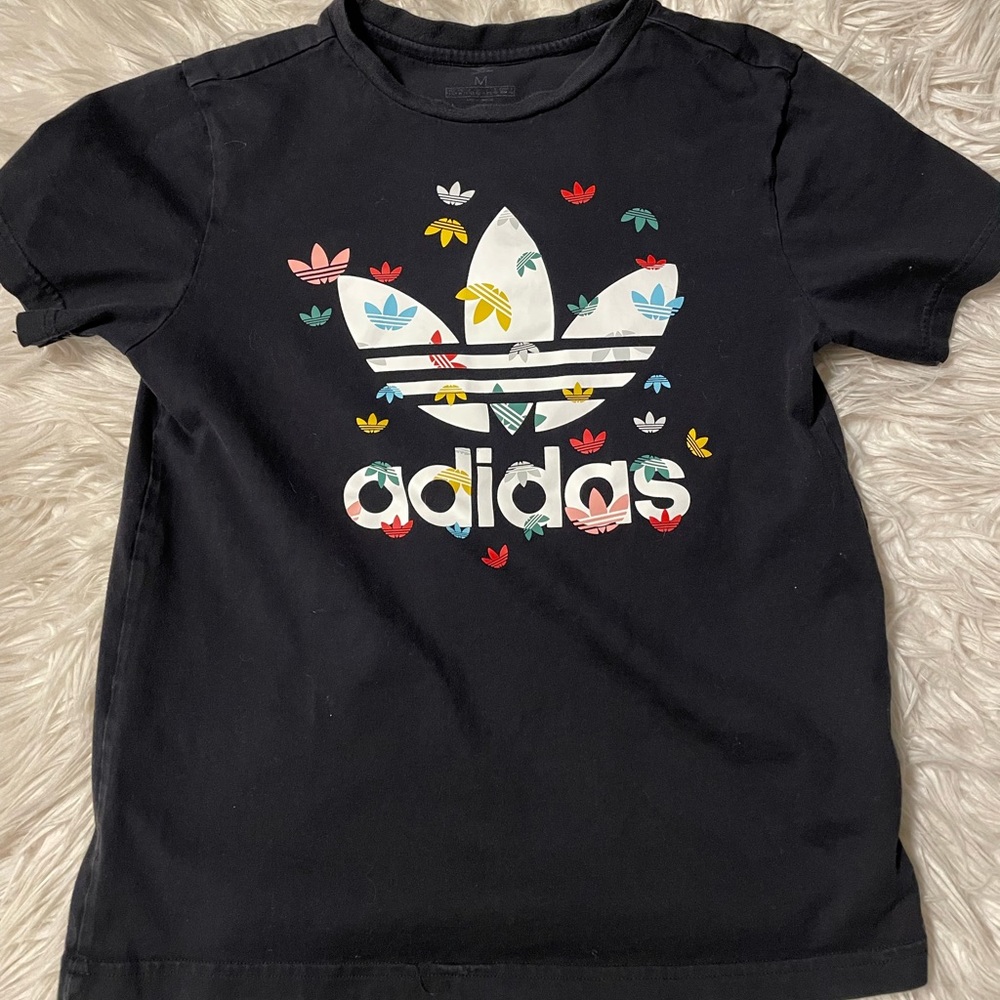 Adidas T-shirt
